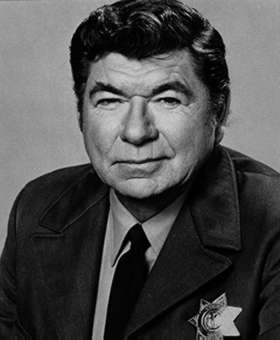 Claude Akins