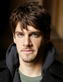 Justin Bartha