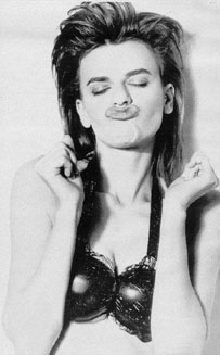 Sandra Bernhard