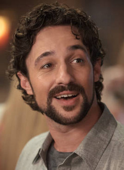 Thomas Ian Nicholas